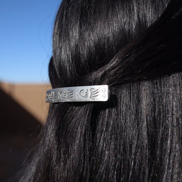 Handcrafted Native American Hair‎ Pin Overlay Satin Finish Bear Claw Design** main image 9